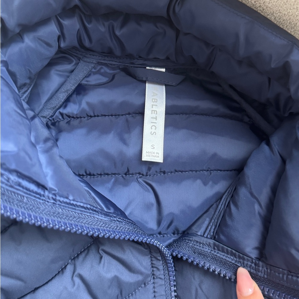 Fabletics Puffer Jacket Jacket size S NWT - image 4